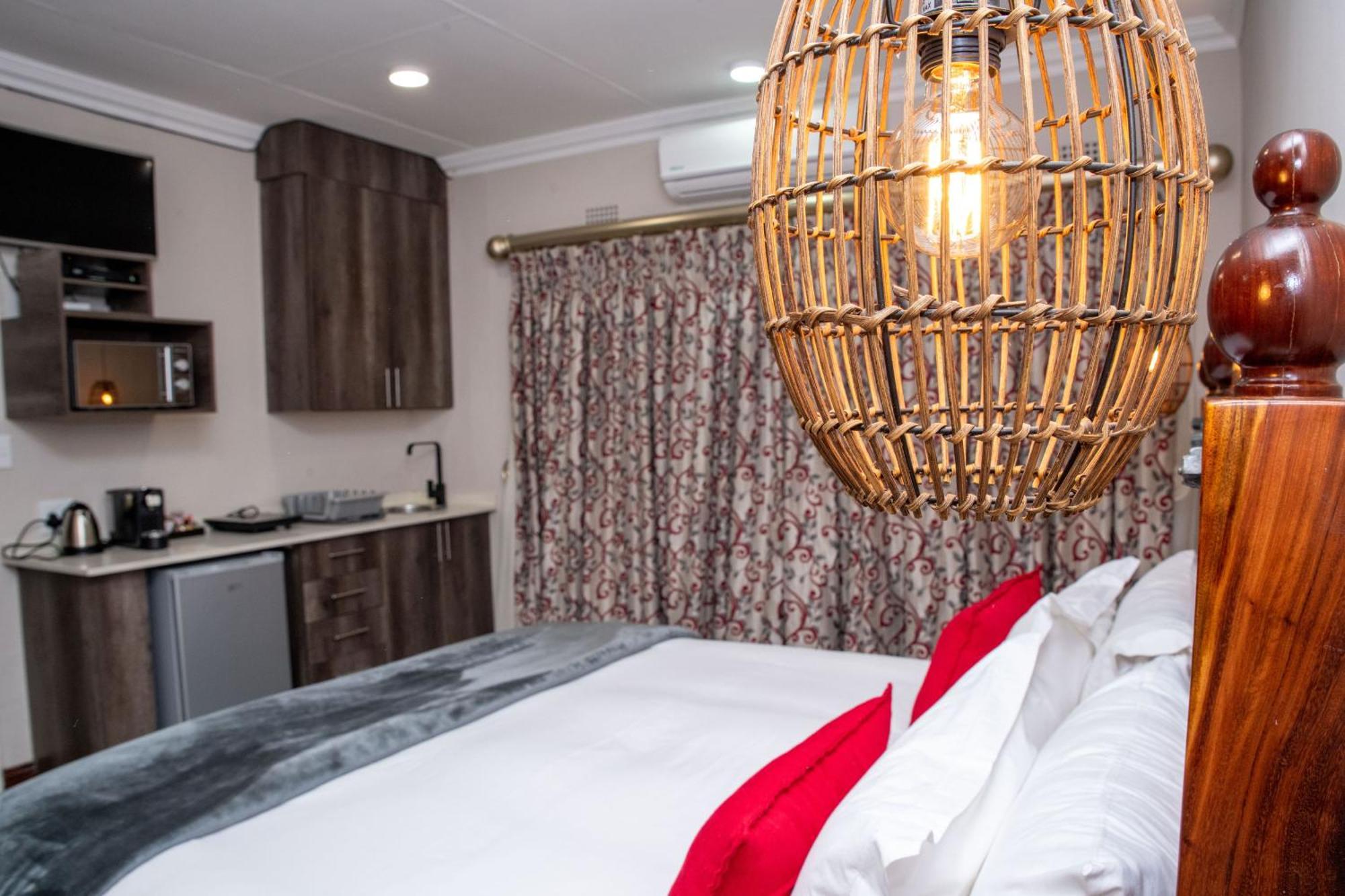 Iso'Bella Vita Guesthouse بهالابوروا المظهر الخارجي الصورة